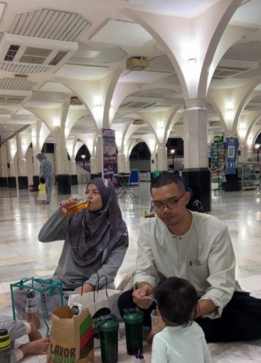 berbuka puasa di masjid