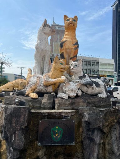 tempat best kuching