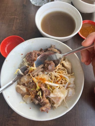 mi kolok sedap sarawak
